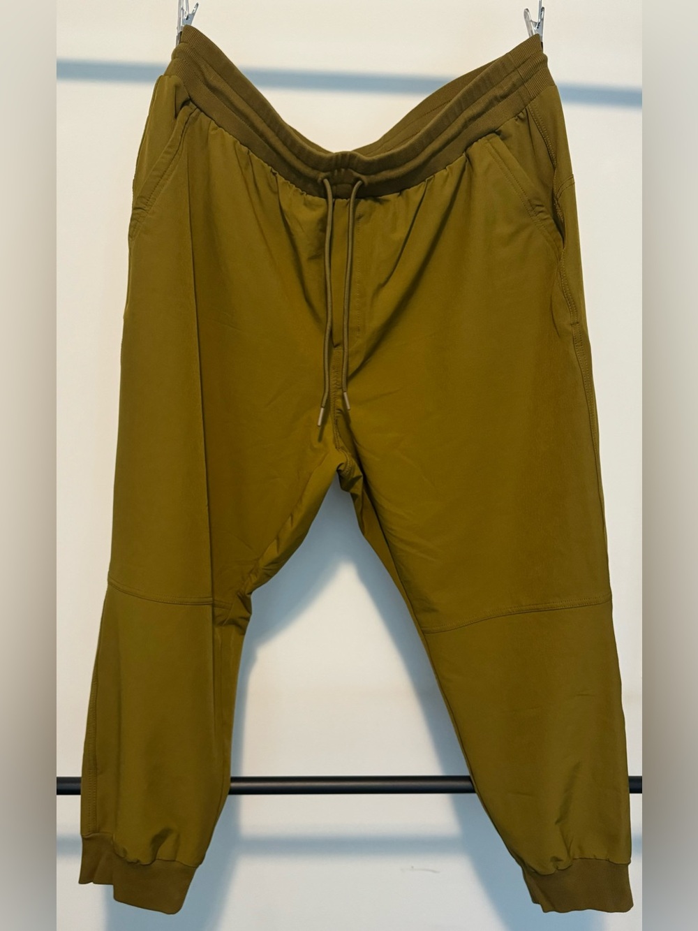 Old Navy Men's StretchTech Joggers Olive Green XXL